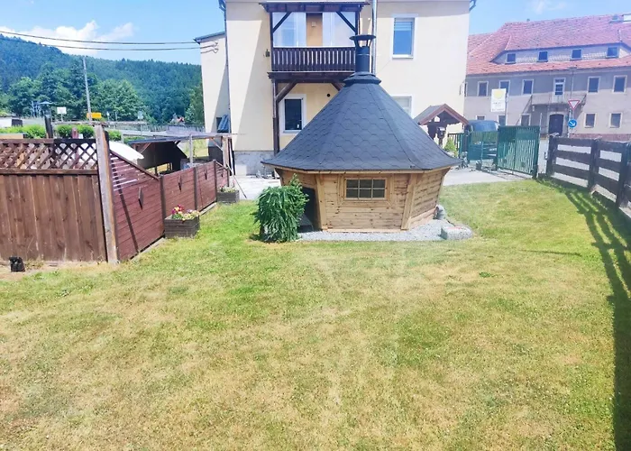 Apartment Am Hofladen Hellendorf - Saechsische Schweiz By Interhome *